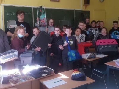 Dzien Bez Plecaka