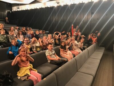 W teatrze - klasa 1 a