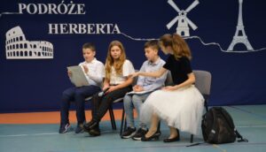 W XX rocznicę nadania Szkole imienia