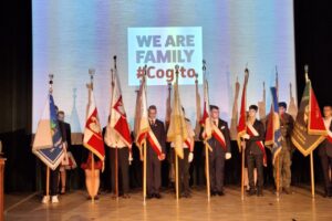 WE ARE FAMILY#Cogito