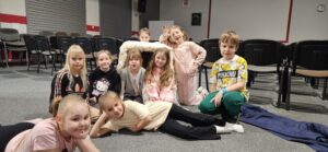 Baśniowy sukces klasy 1b 🐲🐉👸